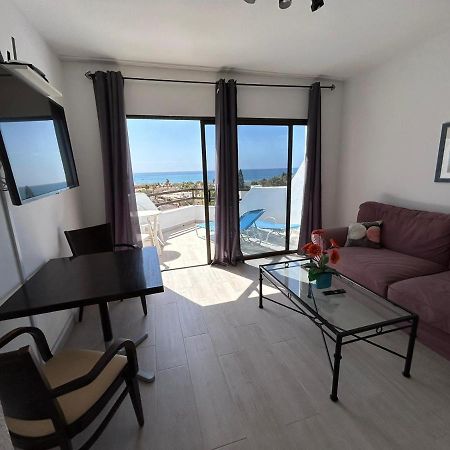 Aurora 104 Apartment Giniginamar Luaran gambar