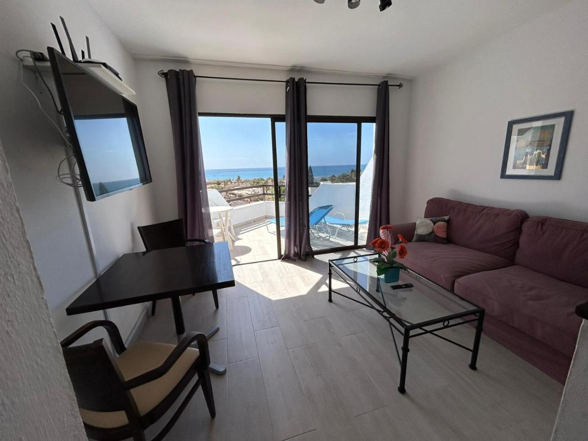 Aurora 104 Apartment Giniginamar Luaran gambar